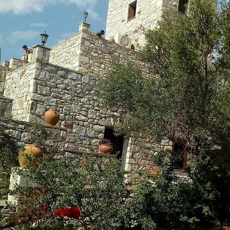 Charouda Stone Tower Lejlighed Pírgos Dhiroú Eksteriør billede